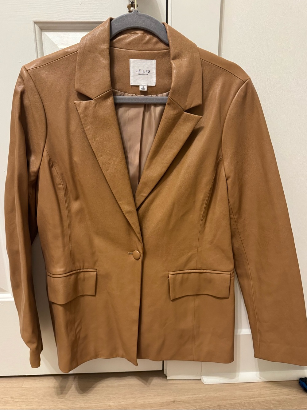Le Lis Camel Leather Single-Button Blazer